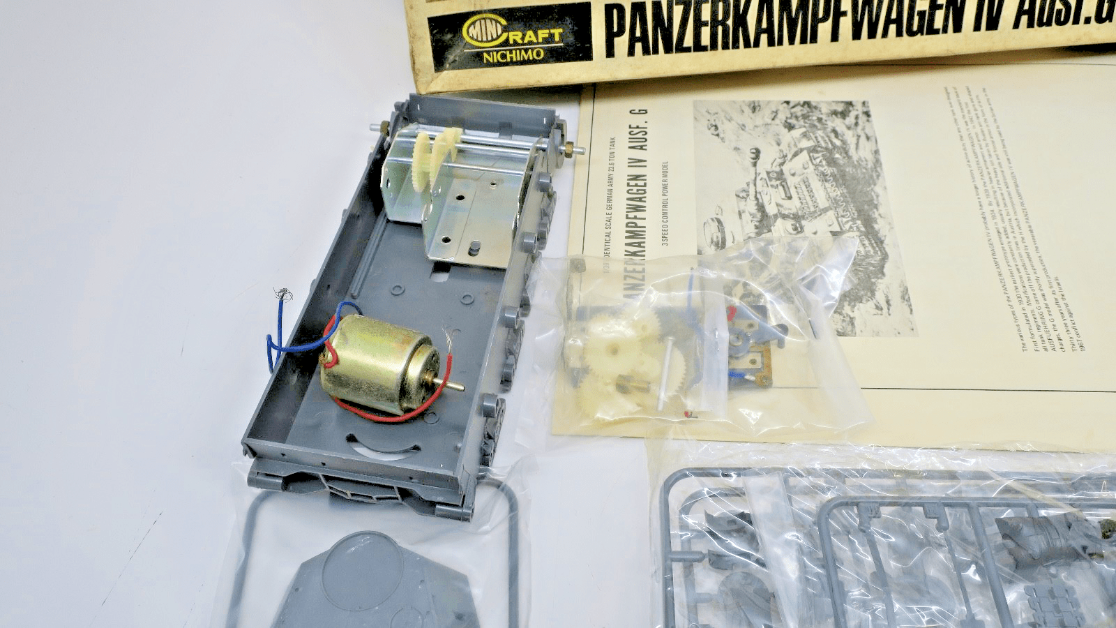Nichimo 1/30 Panzerkampfwagemn IV Ausf. G Motorizerd Model Kit - WISE GUYS HOBBIES LLC