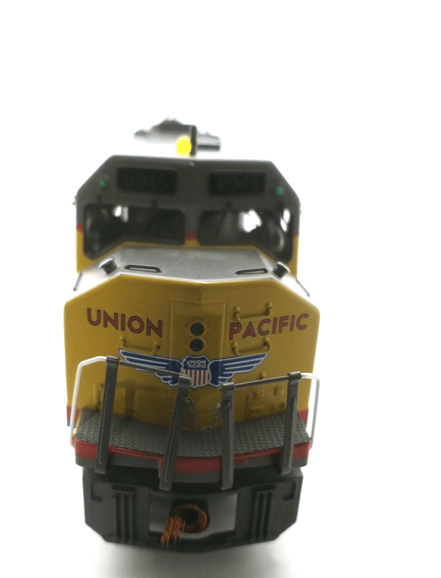 MTH 20-2432-1 Union Pacific DD40AX Diesel Locomotive 6945 with PS2 - WISE GUYS HOBBIES LLC