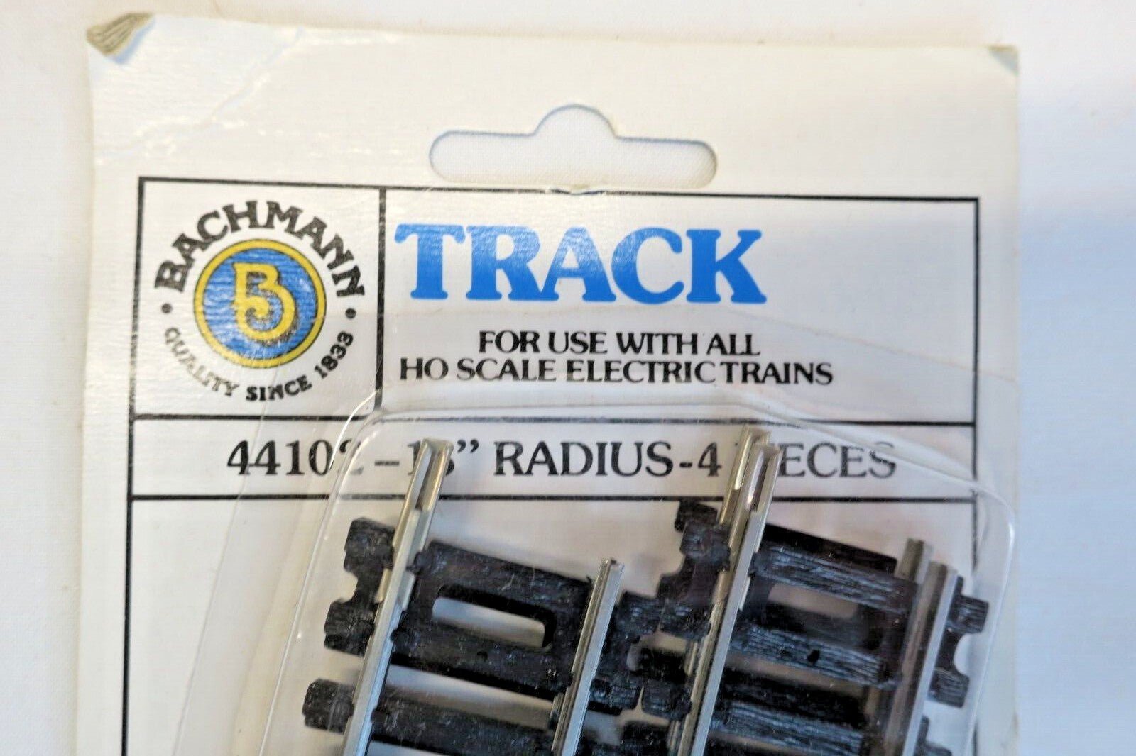 BACHMANN TRACK HO 18" RADIUS CURVES 4PCS 44102 VINTAGE - WISE GUYS HOBBIES LLC