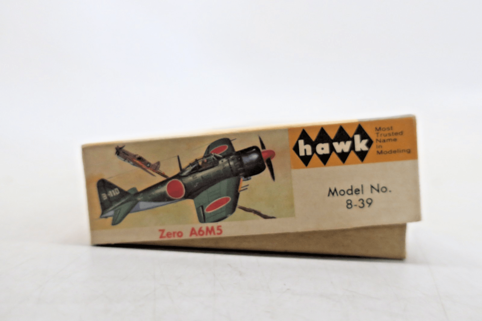 Hawk 1/72 Zero A6M5 Model Kit 8-39 - WISE GUYS HOBBIES LLC