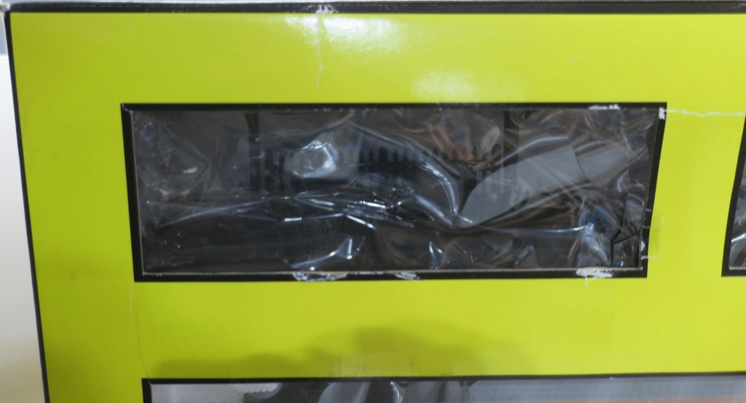 Rail King By MTH O Scale 30 - 9005 Passenger Station w/ Dual Platform illuminated - WISE GUYS HOBBIES LLC