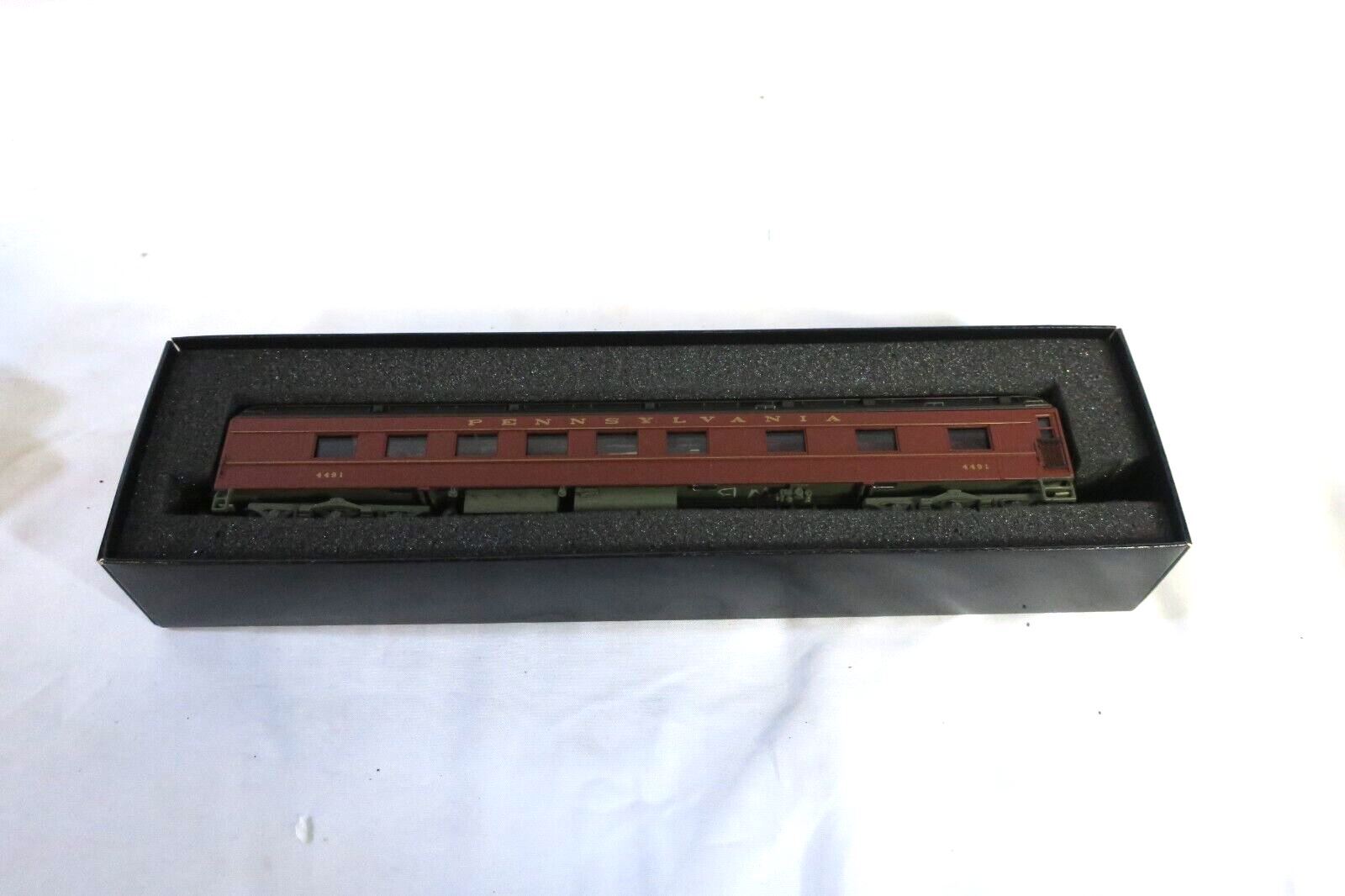 HO SPECTRUM PRE-WAR PENNSYLVANIA DINNER CAR 89304 - WISE GUYS HOBBIES LLC