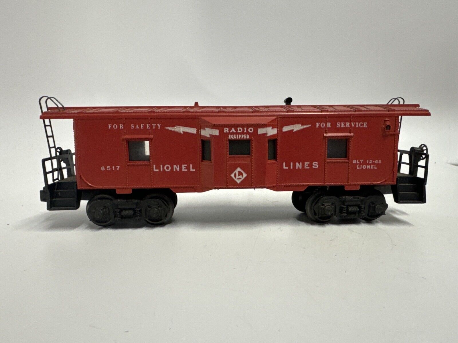 LIONEL LINES POSTWAR O GAUGE 6517 RADIO EQUIPPED WIDEVISION CABOOSE C8+ - WISE GUYS HOBBIES LLC