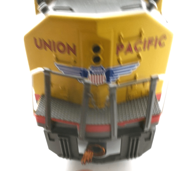 MTH 20-2432-1 Union Pacific DD40AX Diesel Locomotive 6945 with PS2 - WISE GUYS HOBBIES LLC