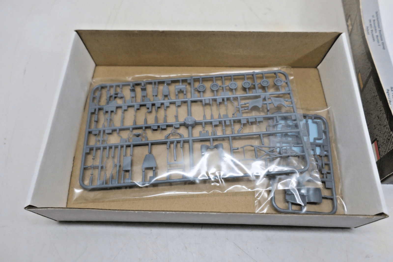 IBG Models 1/72 Polski FIAT 508/III ("Lazik" late version) Model Kit 72008 - WISE GUYS HOBBIES LLC