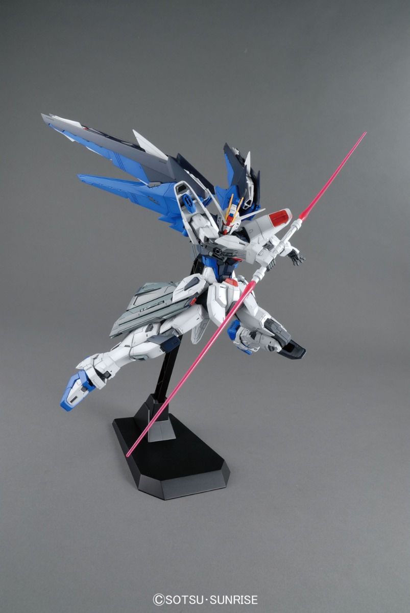 MG 1/100 Freedom Gundam Ver 2.0 Model Kit - WISE GUYS HOBBIES LLC