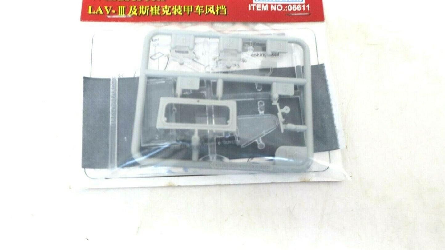 LAV-III STRYKER WINDSCREEN UNITS 1/35 Armored vehicle windshield Trumpeter kit