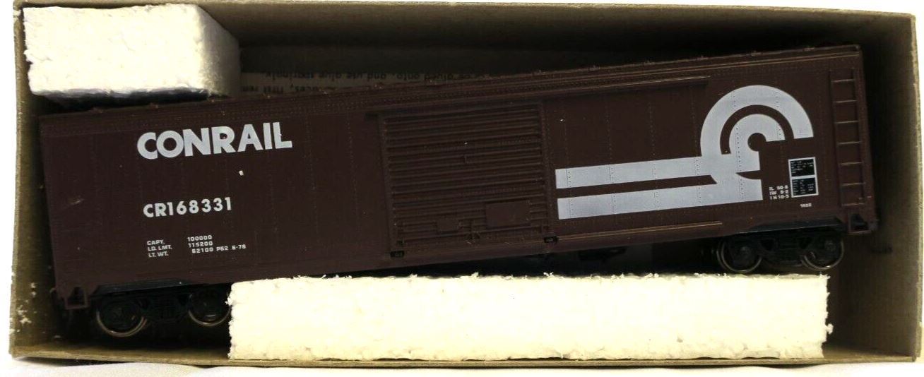 Roundhouse Products HO Scale 50 FT Brown Box Train Car Kit Conrail 1199 - WISE GUYS HOBBIES LLC