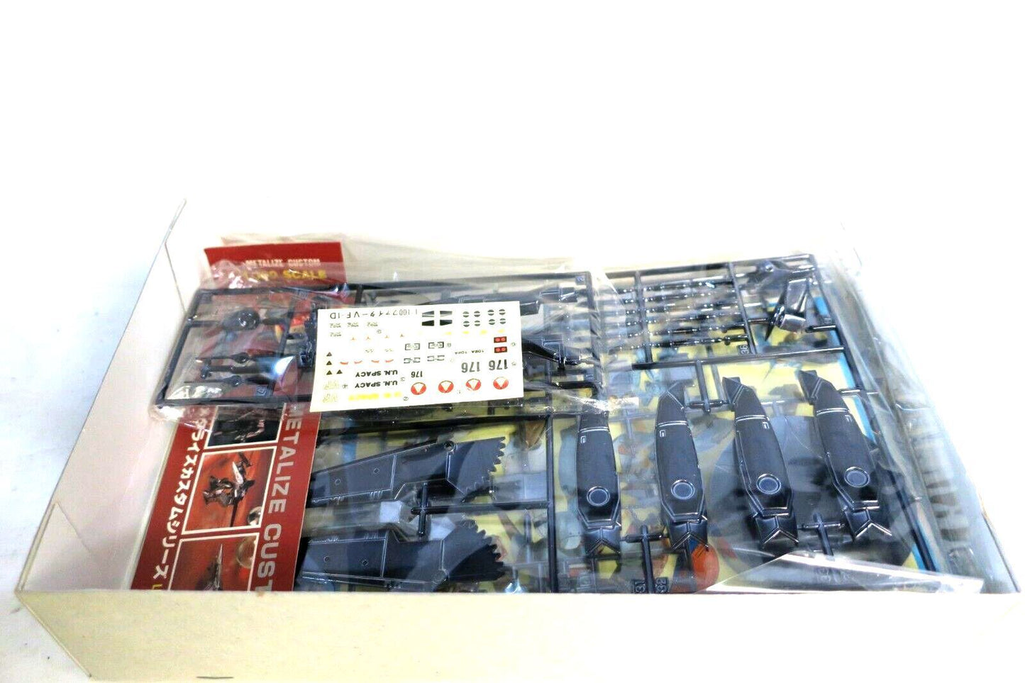 Arii Macross Robotech 1/100 Limited Metalize  Valkyrie VF-1D Kit AR-365 E15