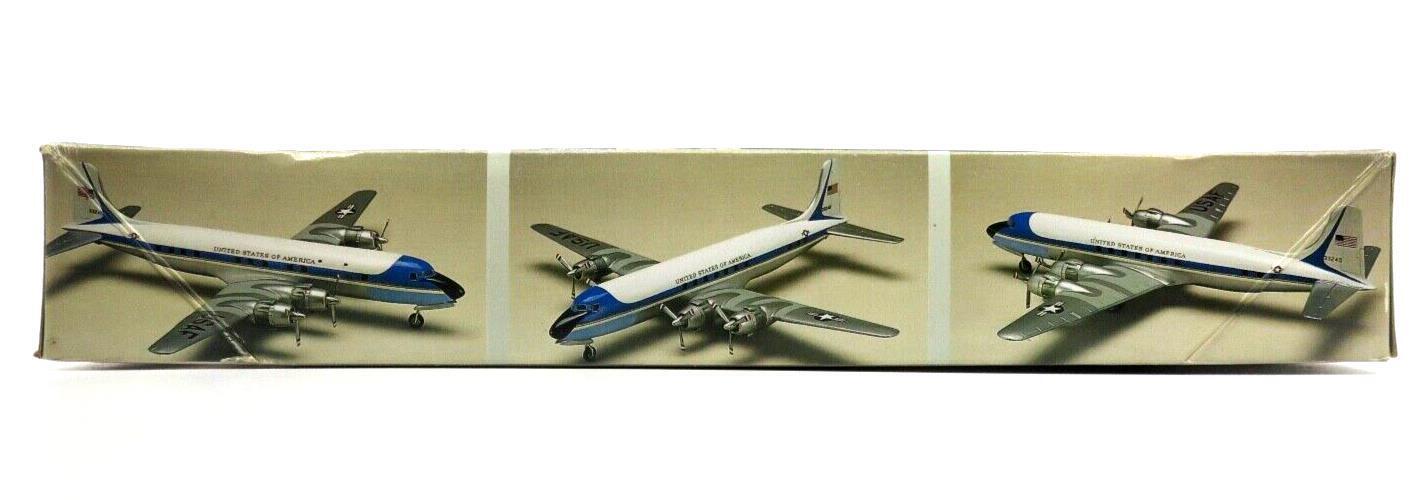 Minicraft 1/144 USAF C-118A Presidential Transport Super 144 Model Kit