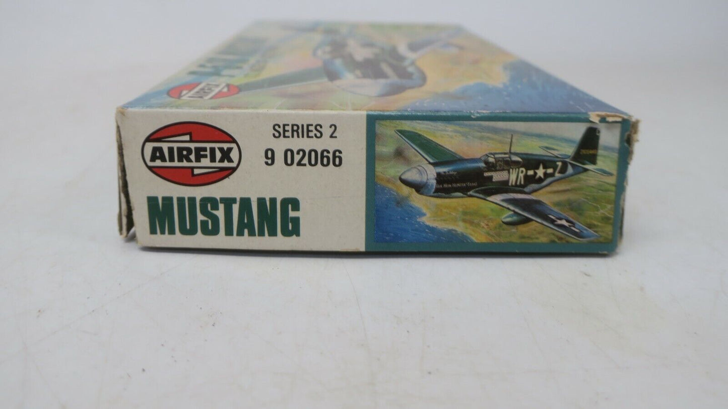 1970S AIRFIX 1/72 SCALE NORTH AMERICAN P-51B MUSTANG PLANE KIT