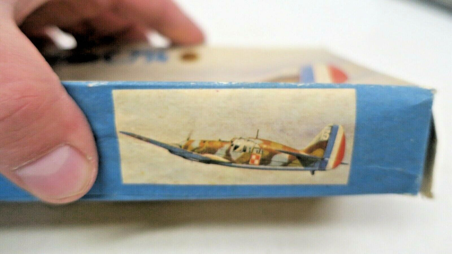 1:72 AIRPLANE MODEL KITS-FOLLAND GNAT T.1, CAUDRON C.714