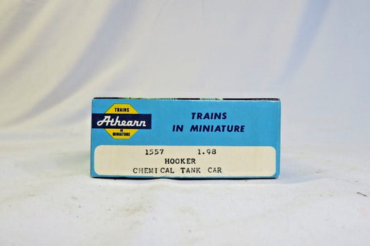 HO ATHEARN #1557 -- KIT -- HOOKER -- CHEMICALS &AMP; PLASTICS -- TANK CAR #56659