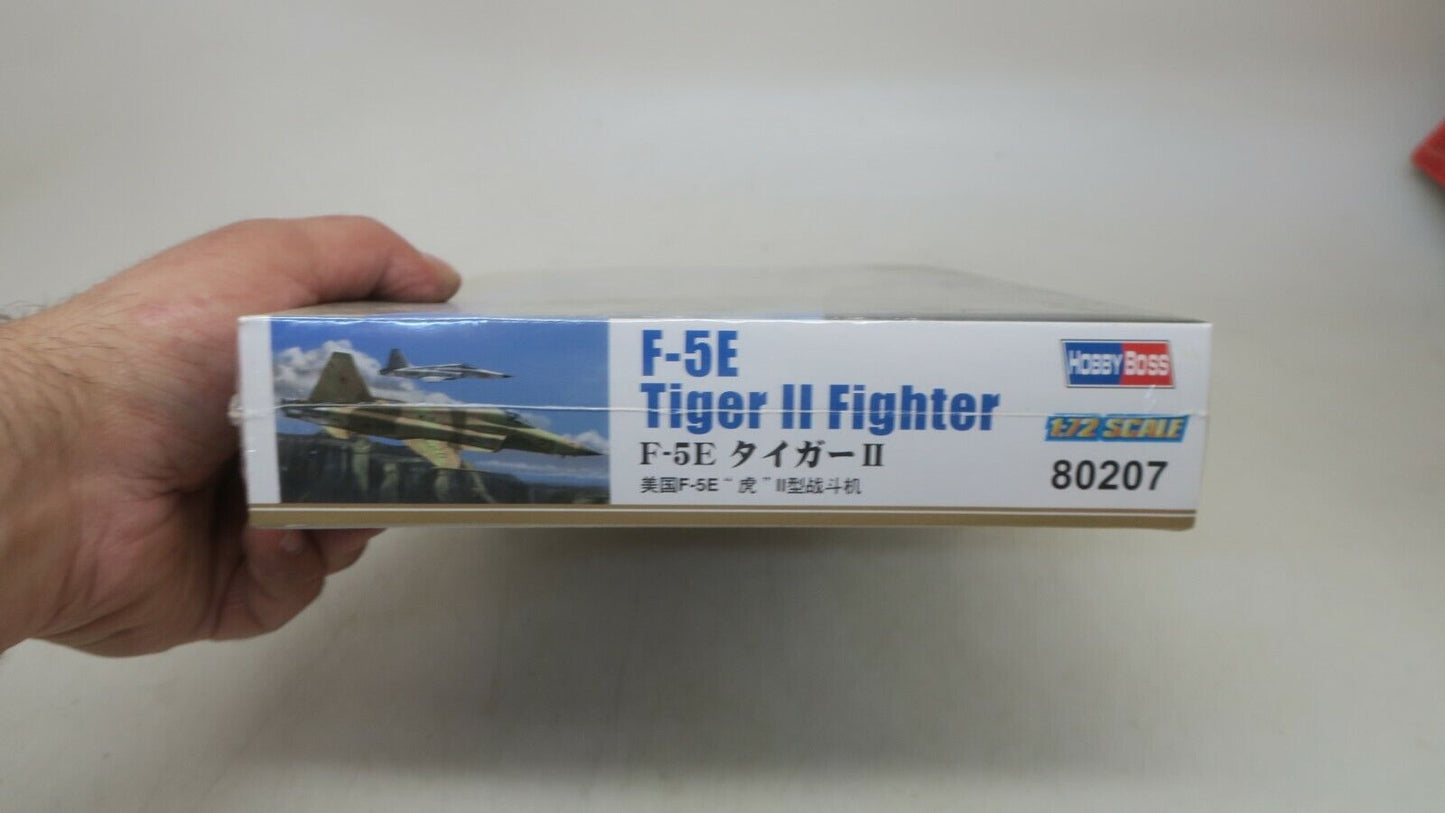 HOBBY BOSS F-5E TIGER II FIGHTER MODEL KIT 80207 SCALE 1:72 NEW IN BOX #14611