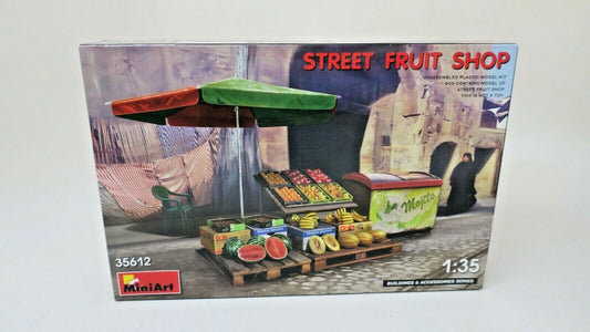 Miniart 1:35 scale model kit Street Fruit Shop MIN35612