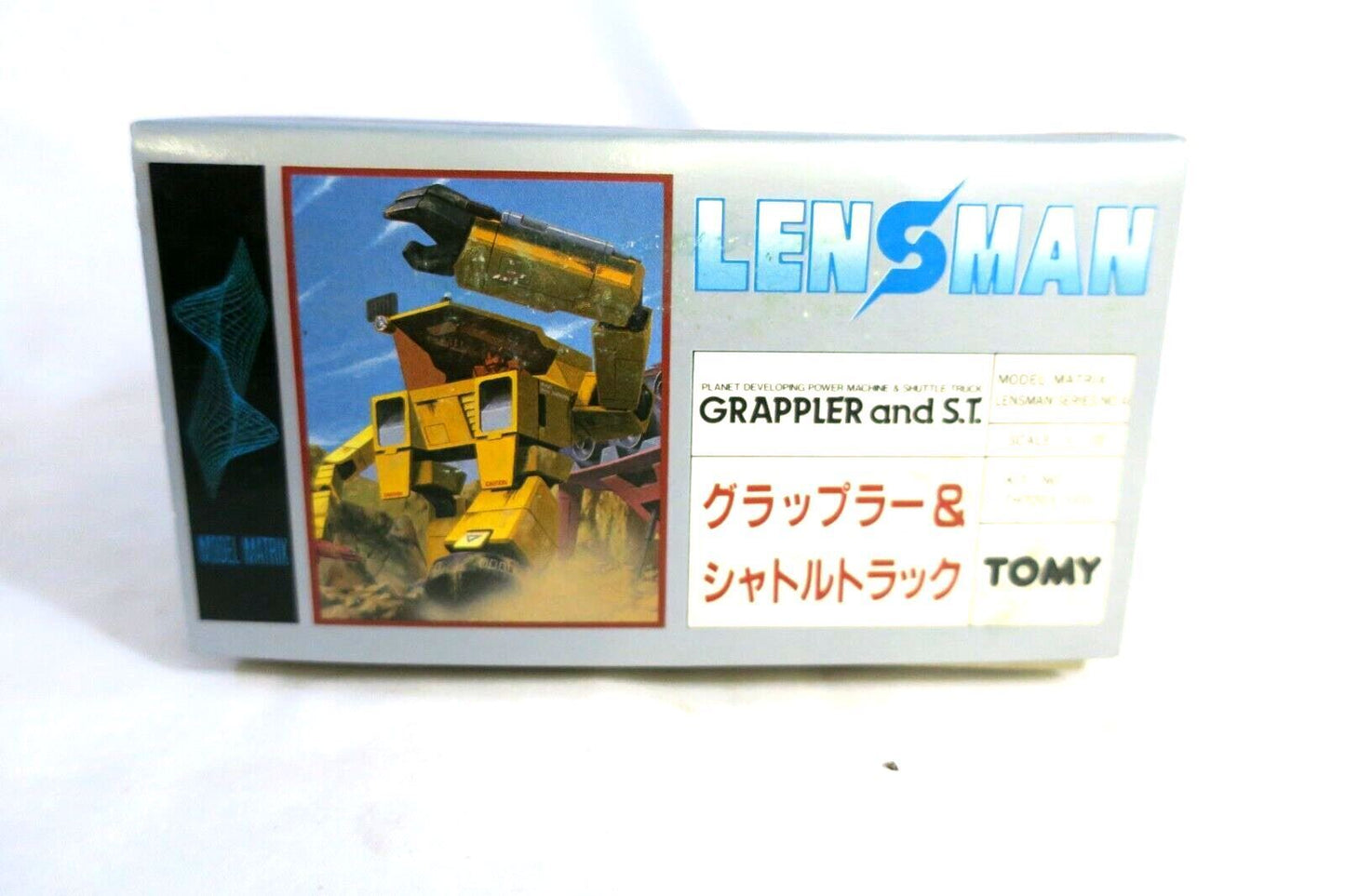 TOMY #TH7203 1/72 LENSMAN GRAPPLER AND SHUTTLE TRUCK MODEL KIT C1