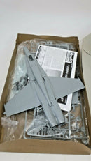 VINTAGE 1998 REVELL MONOGRAM F-18C HORNET "CHIPPY HO" PLASTIC MODEL KIT 1:48